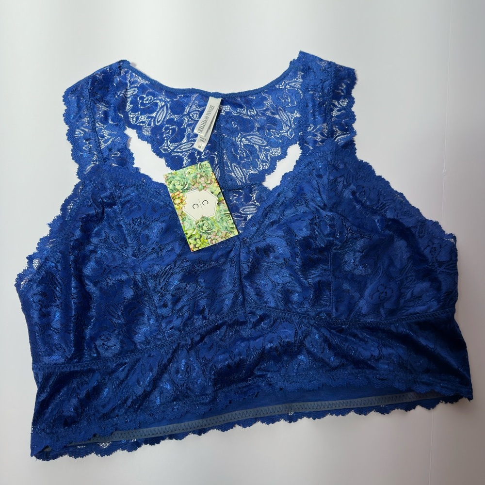 Zenana Outfitters Royal Blue Floral Lace Bra